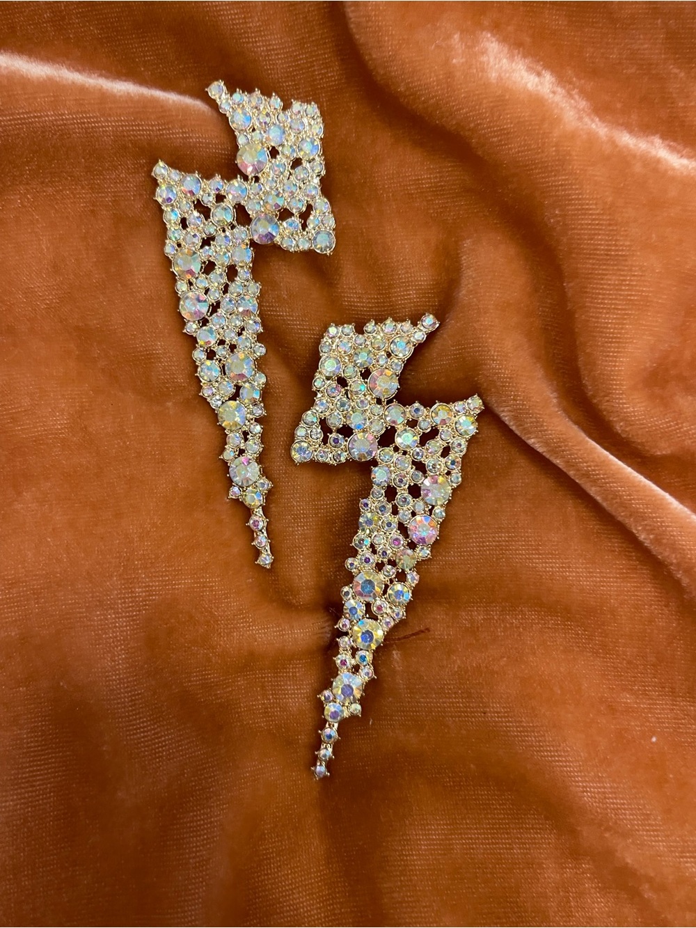 Flash Rocking Crystal Lightning Bolt earrings so cool - Gold and Opal Iridescent